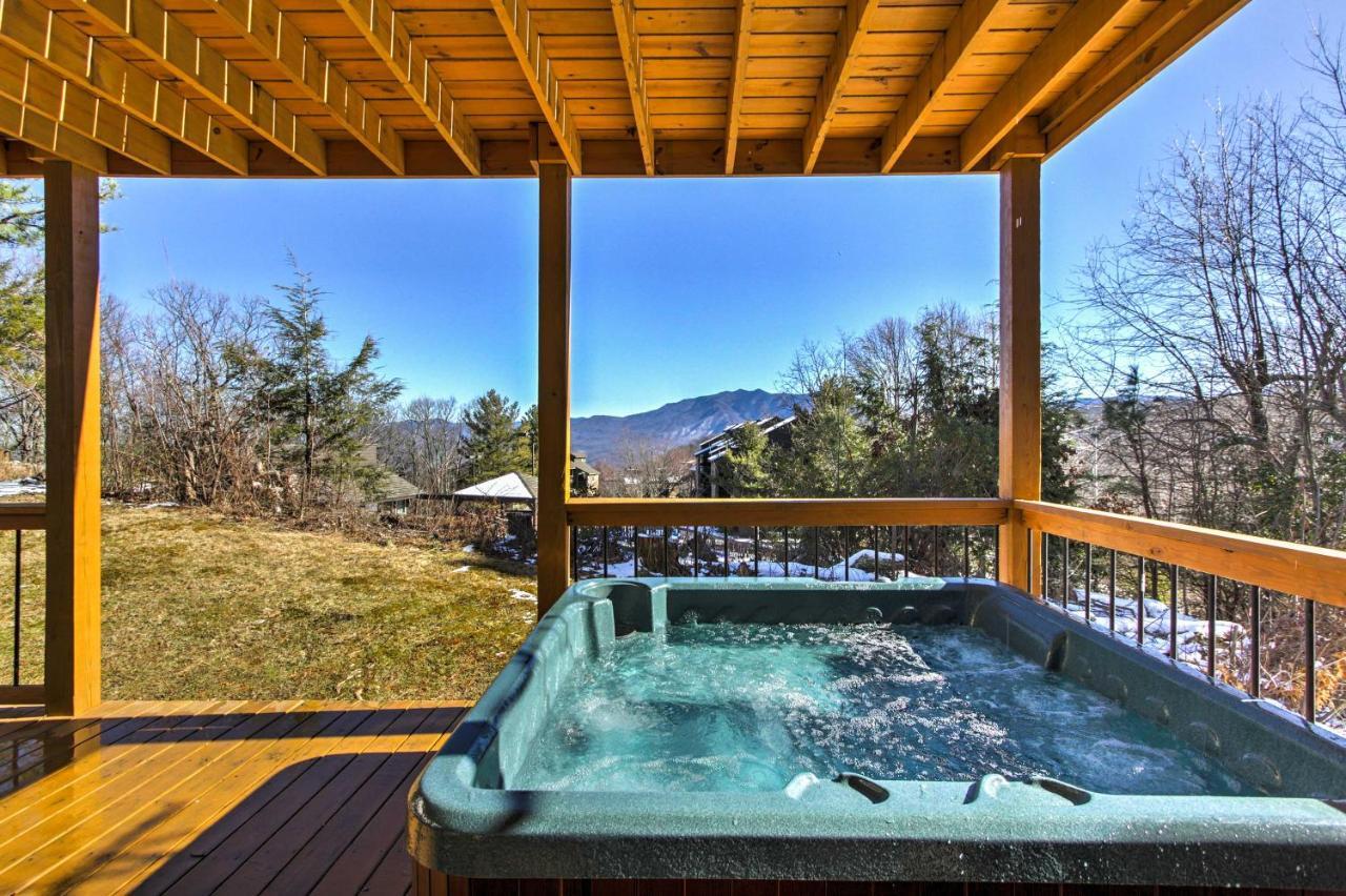 Mint Manor Gatlinburg Home With Hot Tub And Sauna! Eksteriør billede